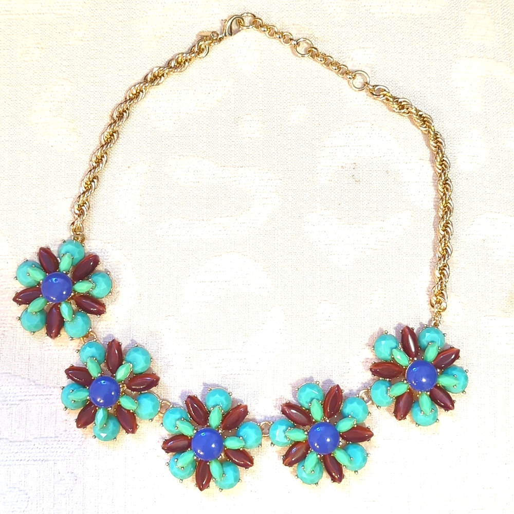 Banana Republic multi stone necklace